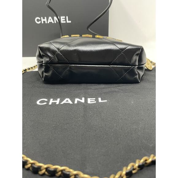 Chanel 22 Mini Bag Black NEW Hobo Tote Shopping Bag - Picture 7 of 14